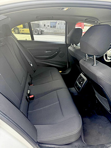 BMW F30 (7 фото из 10)