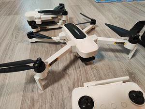 Droon Hubsan Zino (hea asendus dji droonile) (1 foto / 2)