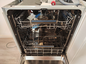 Integreeritav nõudepesupasin Electrolux EEQ47202L (2 foto / 4)