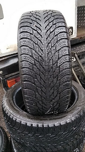 ЗИМНИЕ ШИНЫ 235 45 R18 (1 фото из 1)