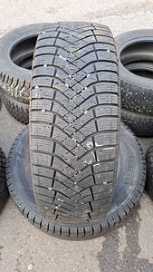 Lamellrehvid / Talverehvid / M+S 235 65 17, Pirelli IceZero (2 foto / 2)