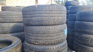 ЛЕТНИЕ ШИНЫ 225 40 R18 (3 фото из 5)