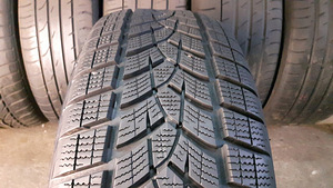 M+S SUVEREHVID, 215 55 R18, GOODYEAR, 8mm (1 foto / 2)