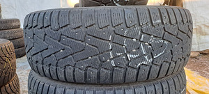 ЗИМНИЕ ШИНЫ / ШИПОВАННЫЕ ШИНЫ / PIRELLI / 235 65 R17 (3 фото из 3)