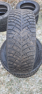 ЗИМНИЕ ШИНЫ / ШИПОВАННЫЕ ШИНЫ / MICHELIN 205 60 R16 (3 фото из 4)