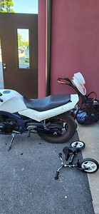 Suzuki GS 500E (5 фото из 6)