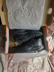 Meeste Nike tossud 42,5 (1 foto / 10)