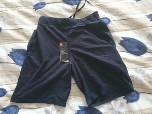 Мужские шорты Under Armour, размер M (1 фото из 4)
