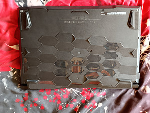 MSI Katana GF76 UC12 i7-12700H NVIDIA GeForce RTX 3050 4 ГБ (5 фото из 5)