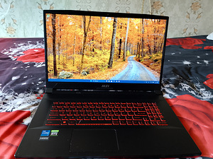 MSI Katana GF76 UC12 i7-12700H NVIDIA GeForce RTX 3050 4 ГБ (1 фото из 7)