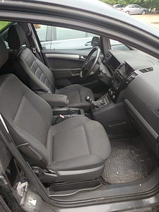 Opel zafira (6 foto / 7)