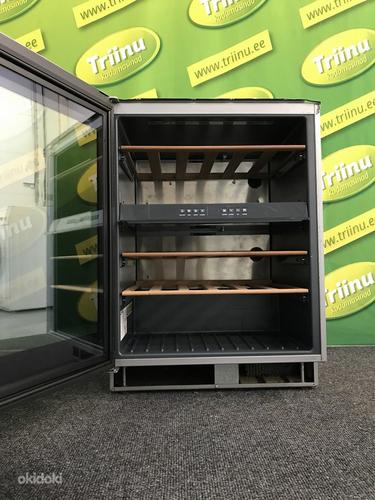 Встроенный холодильник для вина Smeg CVI135XS (фото #2)