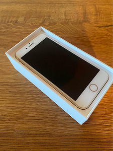 iPhone 7 Gold 128GB (1 foto / 3)