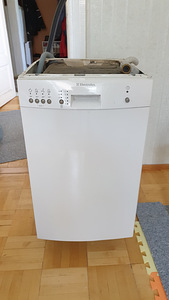 Посудомоечная машина Electrolux (1 фото из 2)