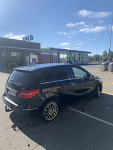 Mercedes (1 фото из 6)