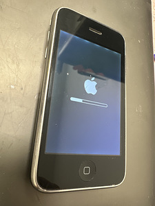 Apple iPhone 3g 8gb (1 foto / 1)