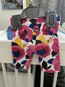 Beebi püksid 4tk( MOTHERCARE; TucTuc; Guess) 50-68cm (4 foto / 6)