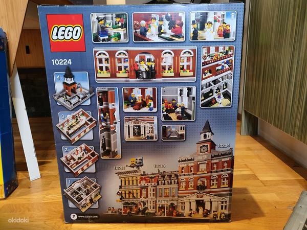 Lego 10224 Town Hall (foto #2)