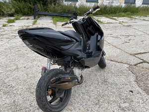 Yamaha Aerox 70cc (3 foto / 4)