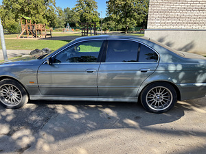 BMW e39 525i manuaal (6 foto / 14)