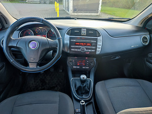 Fiat Bravo 1.9JTD (5 foto / 6)