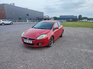 Fiat Bravo 1.9JTD (2 foto / 6)