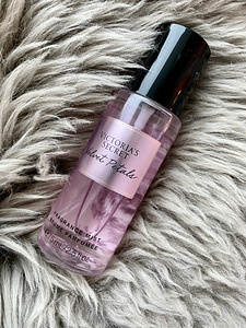Victorias secret velvet petals kehasprei (1 foto / 1)