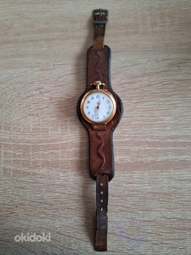 Kullast kaela kell mis on tehtud käekellale. Proov 585 (foto #1)