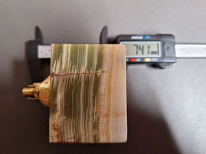 Laua tulemasin kivist (6 foto / 6)