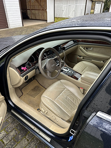 Продается Audi A8 (7 фото из 8)