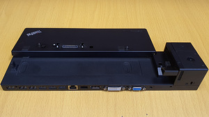 Lenovo ThinkPad Pro Dock 40A1 (2 foto / 3)