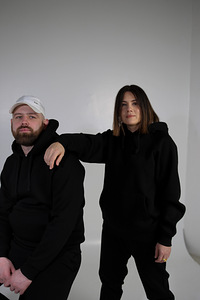 Naiste pusad ja dressipüksid (7 foto / 10)