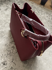 Сумка TRUSSARDI Новая!!! (3 фото из 4)