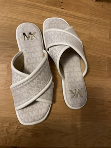 Plätud Michael Kors s.41(10M) (2 foto / 3)