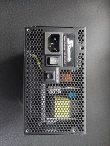 Seasonic 850W FOCUS PX-850, Platinum (2 foto / 5)
