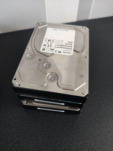 Toshiba HDD 5 TB (2 foto / 3)