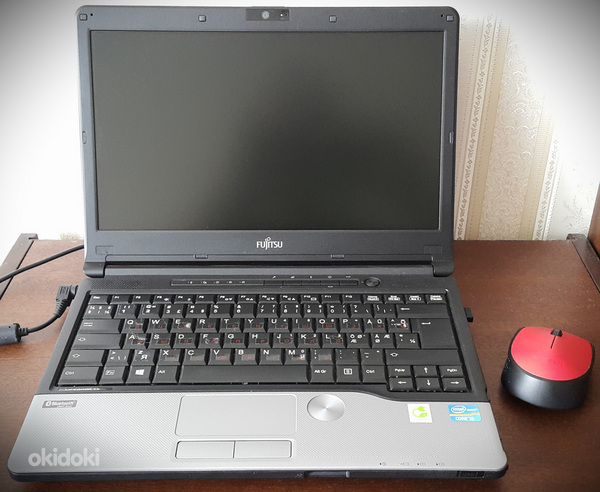 Fujitsu Lifebook S792 (x64) (foto #1)