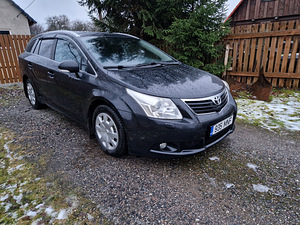 Toyota Avensis 1.8 bens (2 foto / 8)