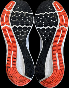Nike Downshifter meeste jooksujalatsid (5 foto / 5)