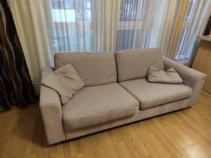 Продам 2 дивана (20 евро + 30 евро) (1 фото из 3)