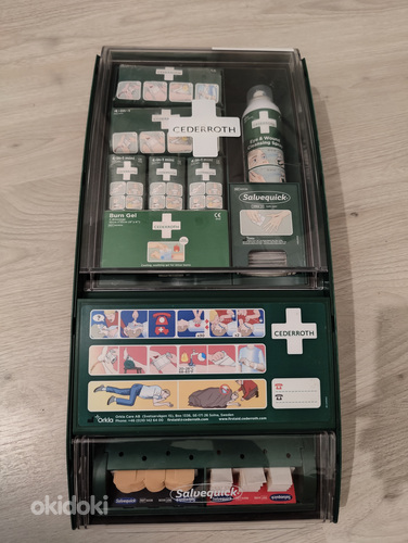 Cederroth. Esmaabikomplekt , seinale.