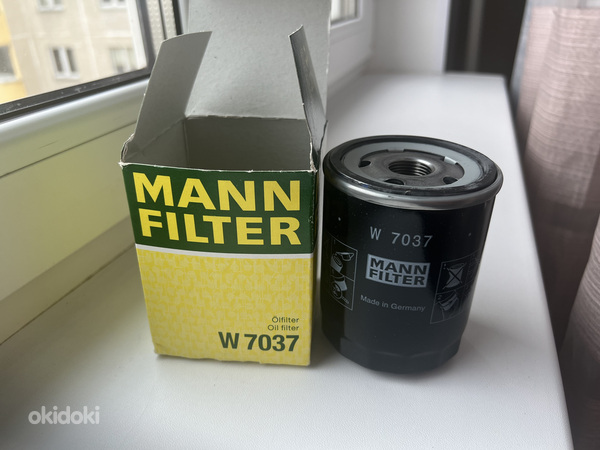Масляный фильтр Mann-Filter W7037 (фото #1)