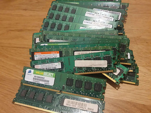 Lauaarvuti mälud DDR1 DDR2 DDR3 ja muu (6 foto / 8)