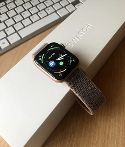 Apple watch 4 44mm (1 foto / 2)