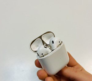 AirPods gen 1 (1 foto / 7)