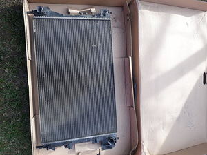 Opel Vectra C radiaator. (3 foto / 4)