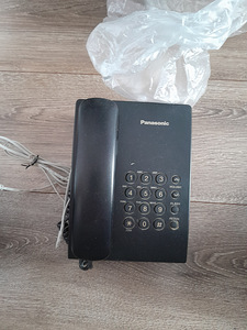 Настольный телефон (2 фото из 2)