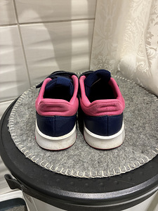 Adidas (3 foto / 5)
