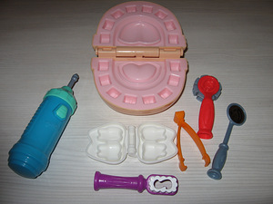 "Mr. Critter", autor Play-Doh (2 foto / 2)