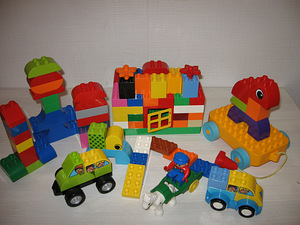 Lego duplo 100st. (2 foto / 3)